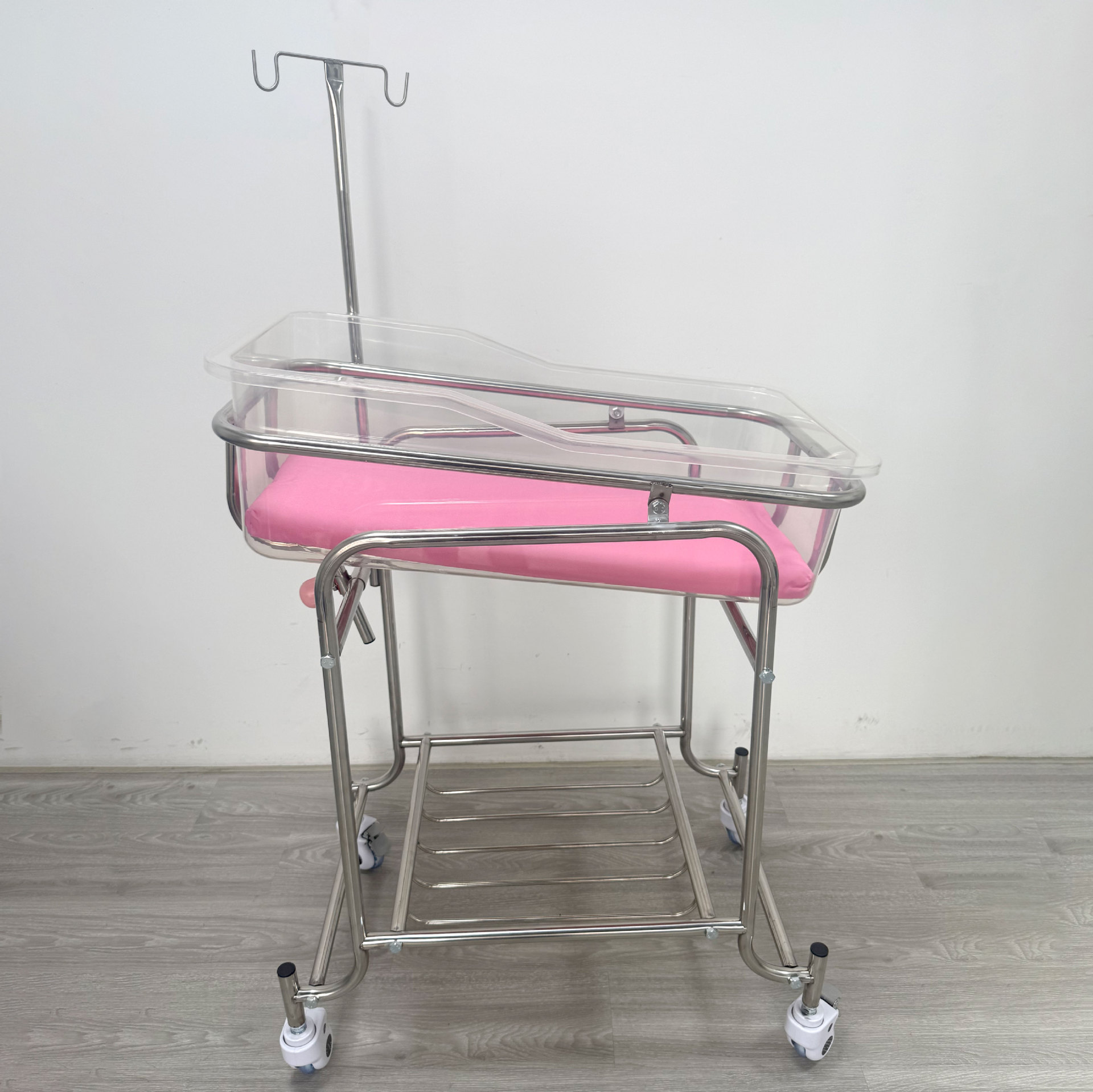 ステンレス製ベビーベッドトロリー、角度調節可能、吐き戻し防止 - Baby Nursery Trolley のレビューと価格
